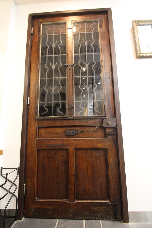150年前のフランス製ドア