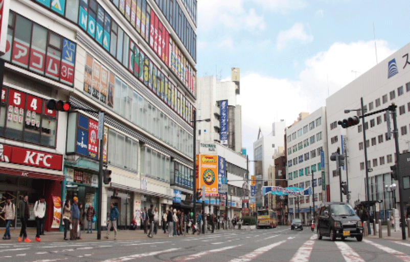 本厚木駅前