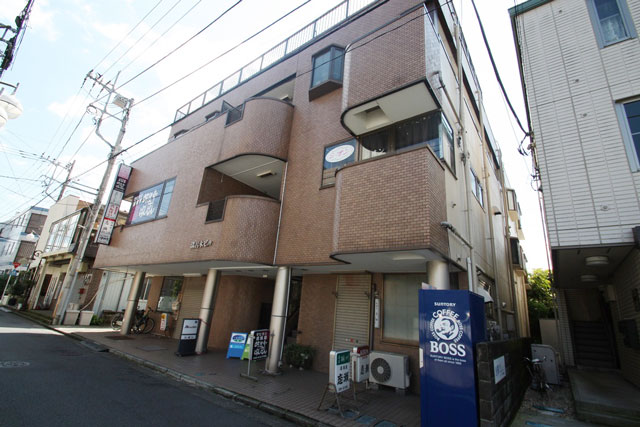 現役ウクレレミュージシャンから 指導が受けられる -ウクレレ専門音楽教室-