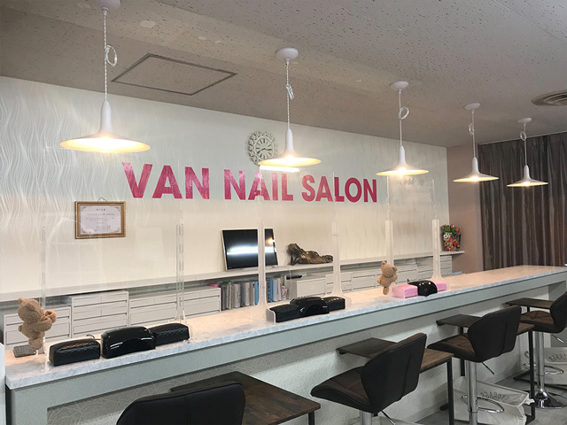 子供連れ歓迎！リピートしやすいネイルサロン　Van Nail Salon　本厚木
